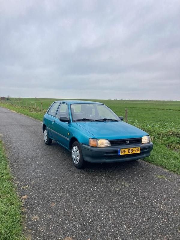 Gebruikt 1995 Toyota Starlet XLi Hatchback | € 1.250 - Afbeelding 1/4
