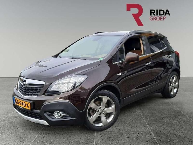 Bruin, metallic lak Gebruikt 2013 Opel Mokka Cosmo SUV | € 7.945 (Iets duurder) - Afbeelding 1/4