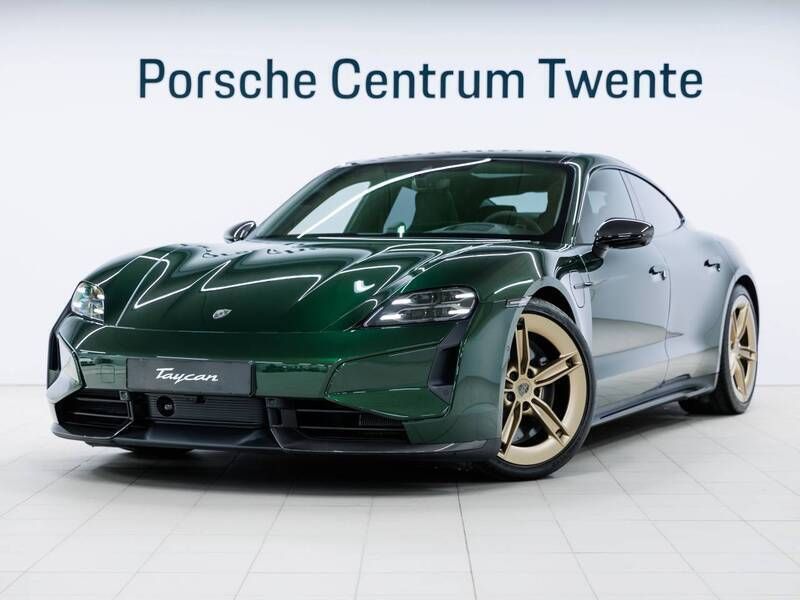 Oak groen metallic neo Nieuw 2024 Porsche Taycan Turbo S Sedan | € 219.900 - Afbeelding 1/4