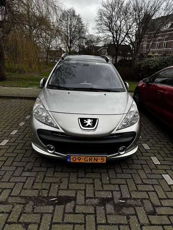 Gebruikt 2008 Peugeot 207 Sport Stationwagen | € 3.250 (Eerlijke prijs) - Afbeelding 1/4