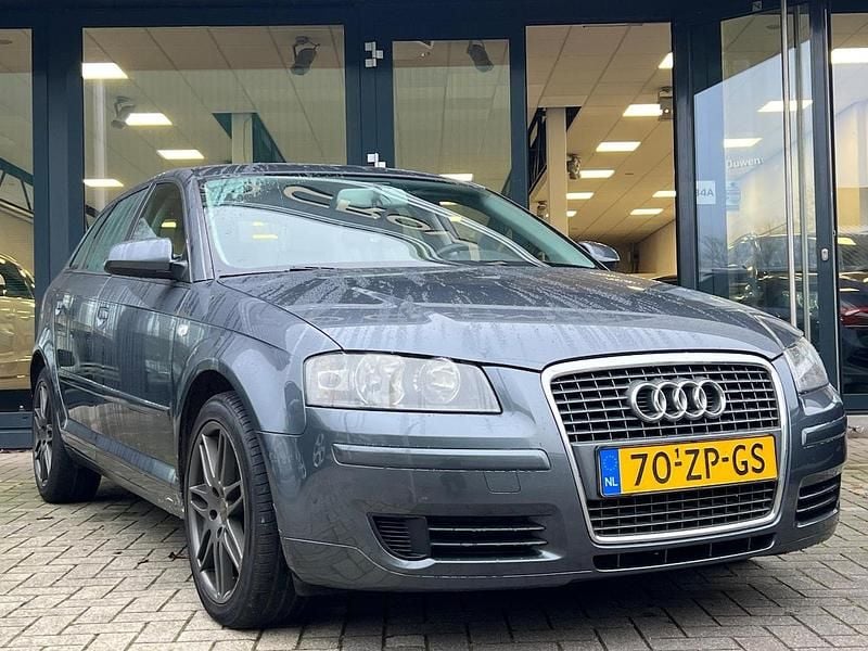 Occasion Audi A3 Sportback Attraction 125 PK (91 kW) 2008 Grijs Hatchback