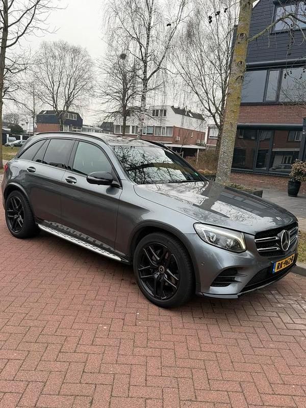 Occasion 2017 Mercedes GLC250 AMG | € 29.950 - Afbeelding 1/4
