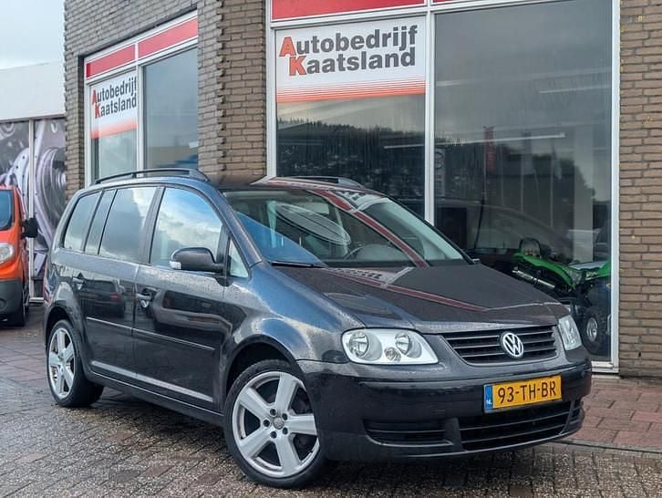 Zwart Occasion 2006 VW Touran MPV | € 1.248 (Goede deal) - Afbeelding 1/4