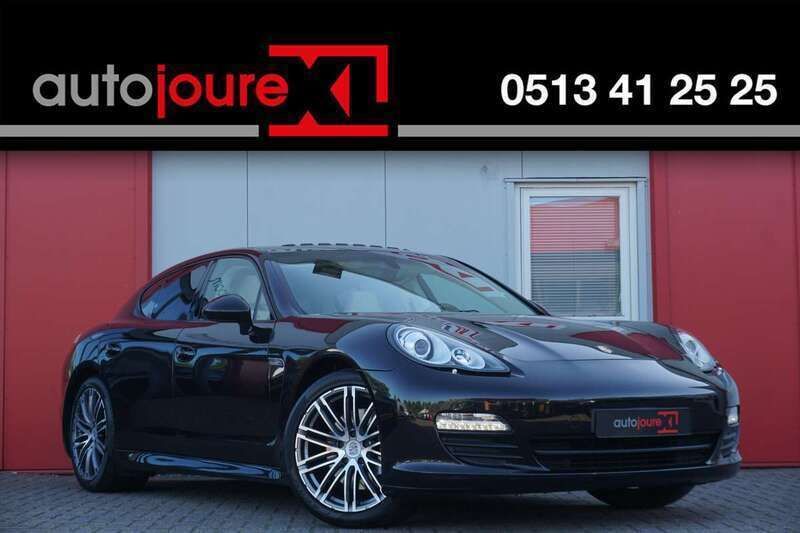 Zwart Gebruikt 2011 Porsche Panamera Sedan | € 24.949 (Super prijs) - Afbeelding 1/4