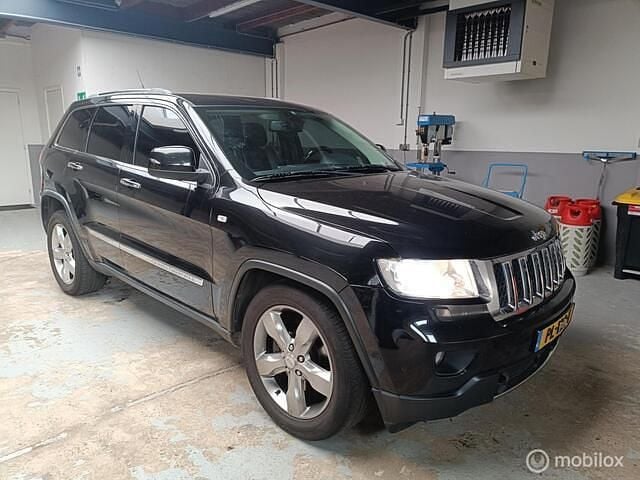 Zwart Gebruikt 2013 Jeep Grand Cherokee Limited SUV | € 9.900 (Iets duurder) - Afbeelding 1/4