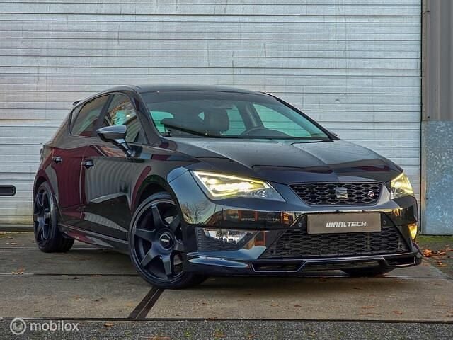 Zwart Gebruikt 2014 Seat Leon Business Hatchback | € 10.950 (Goede deal) - Afbeelding 1/4