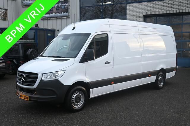 Wit Occasion 2024 Mercedes Sprinter Van | € 38.950 (Super prijs) - Afbeelding 1/4