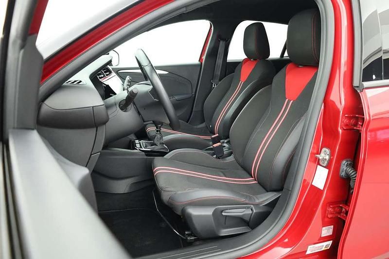 Occasion Opel Corsa GS Line 101 PK (74 kW) 2023 Rood Hatchback