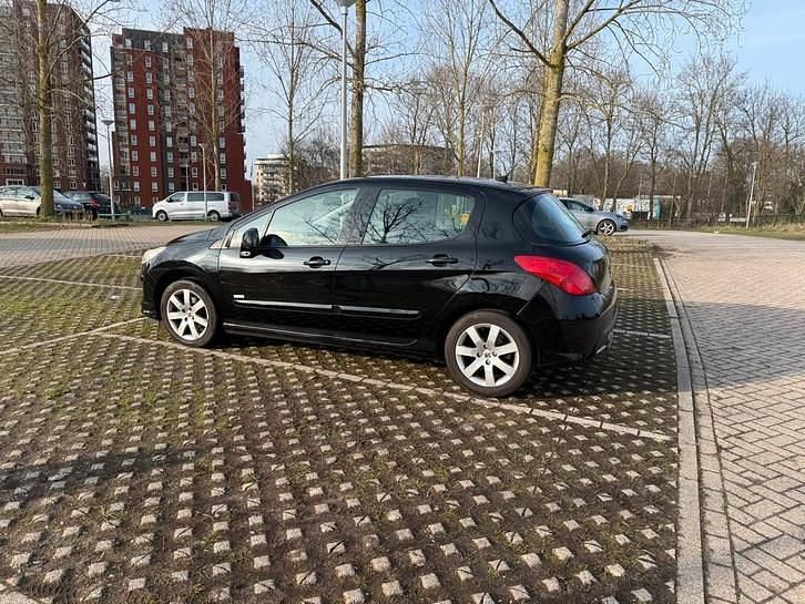 Occasion Peugeot 308 119 PK (87 kW) 2011