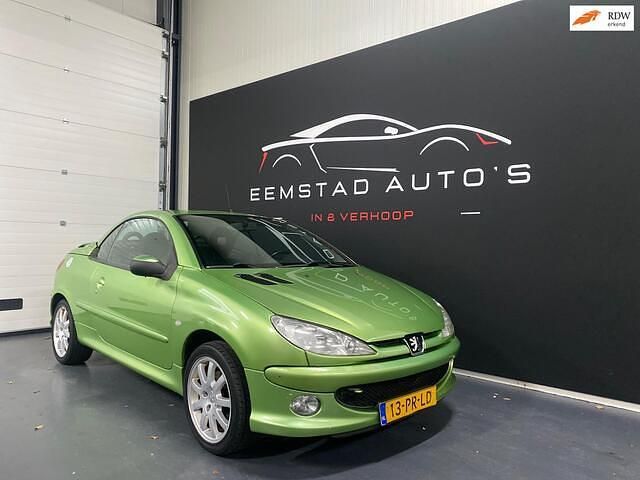 Groen Gebruikt 2004 Peugeot 206 CC Cabriolet | € 1.150 (Eerlijke prijs) - Afbeelding 1/4
