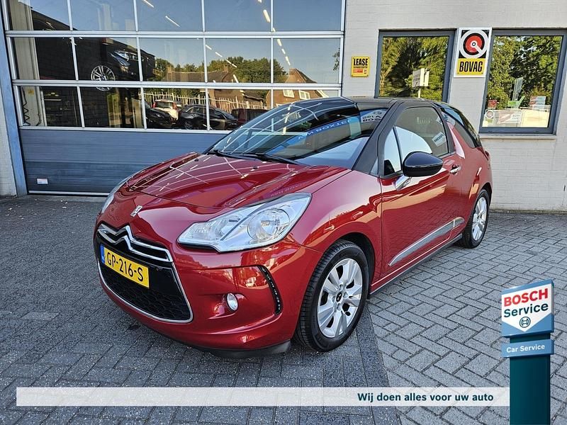 Rood Gebruikt 2015 DS Automobiles DS3 So Chic Hatchback | € 5.650 (Eerlijke prijs) - Afbeelding 1/4