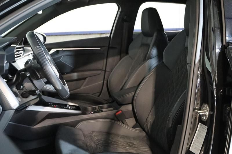 Occasion Audi A3 Sportback e-tron S-Line 245 PK (180 kW) 2023 Zwart Hatchback