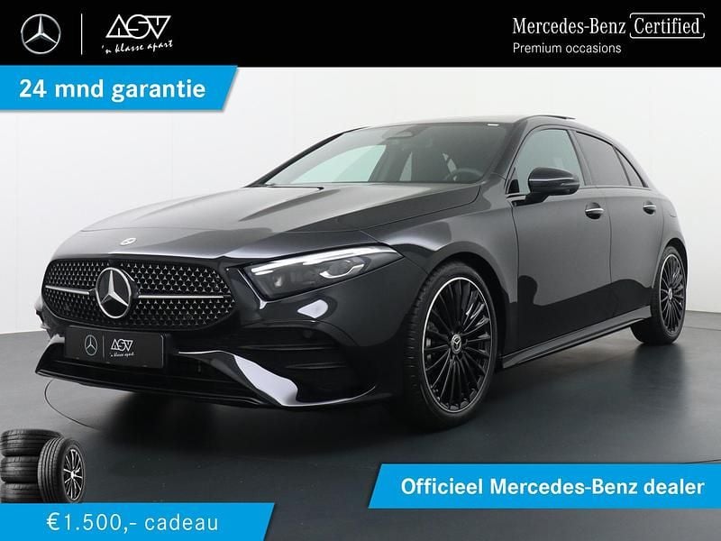 Zwart Gebruikt 2025 Mercedes A180 AMG line Plus Hatchback | € 44.895 - Afbeelding 1/4