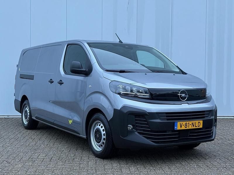 Nieuw Opel Vivaro-e Combi 100 kW (136 PK) 2025 Grijs Van