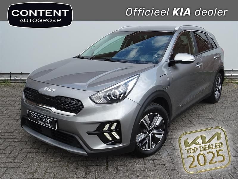 Grijs Gebruikt 2022 Kia Niro SUV | € 23.940 (Goede deal) - Afbeelding 1/4