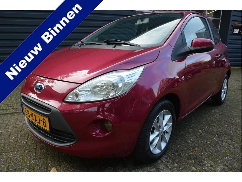 Paars Gebruikt 2010 Ford Ka Titanium Hatchback | € 3.950 (Iets duurder) - Afbeelding 1/4