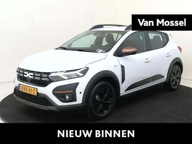 Wit Occasion 2025 Dacia Sandero Extreme Hatchback | € 25.940 - Afbeelding 1/4