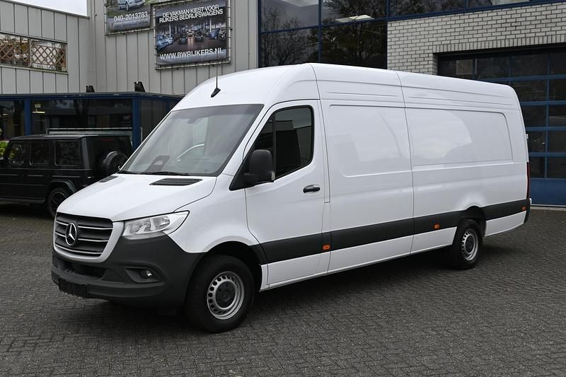 Wit Nieuw 2025 Mercedes Sprinter Van | € 36.950 - Afbeelding 1/4