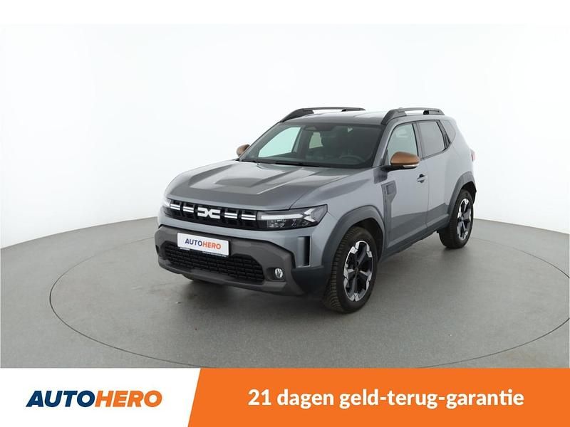 Grijs (metallic) Occasion 2024 Dacia Duster Journey SUV | € 25.049 (Super prijs) - Afbeelding 1/4