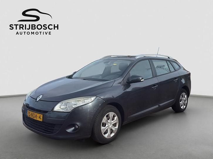 Occasion 2010 Renault Mégane III Expression Stationwagen | € 1.740 (Eerlijke prijs) - Afbeelding 1/4