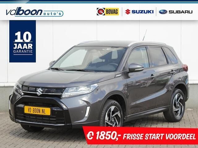 Grijs Nieuw 2026 Suzuki Vitara Style SUV | € 32.675 (Eerlijke prijs) - Afbeelding 1/4