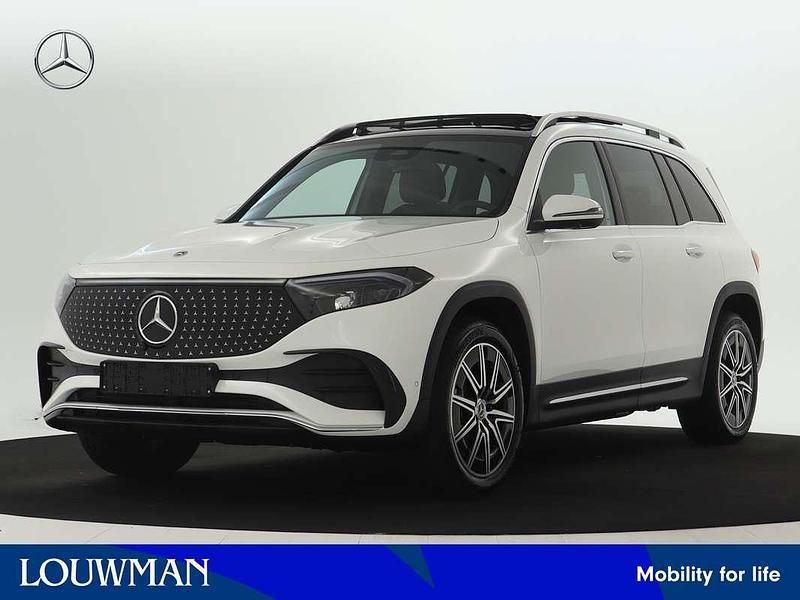 Wit Nieuw 2025 Mercedes EQB250+ Business SUV | € 56.230 (Iets duurder) - Afbeelding 1/4
