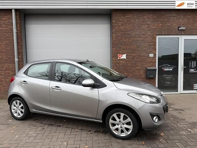 Occasion Mazda 2 75 PK (55 kW) 2011 Grijs (metallic) Hatchback