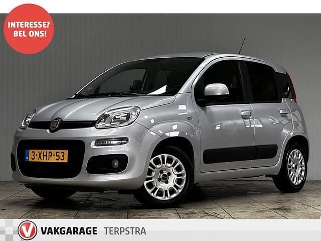 Grijs (metallic) Occasion 2014 Fiat Panda Lounge Hatchback | € 4.995 (Goede deal) - Afbeelding 1/4