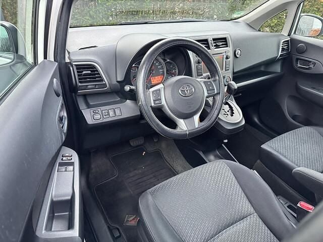 Occasion Toyota Verso-S 99 PK (72 kW) 2012 Wit MPV