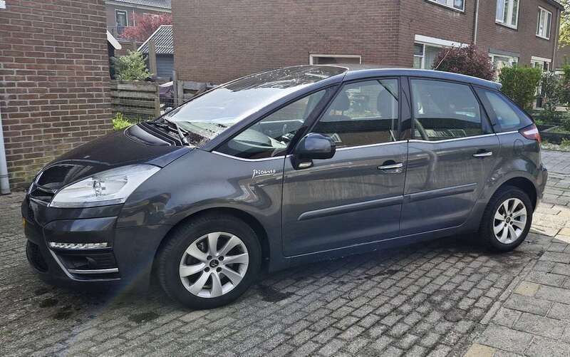 Grijs Gebruikt 2013 Citroën C4 Picasso MPV | € 3.950 (Super prijs) - Afbeelding 1/4