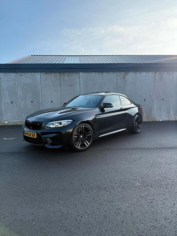 Zwart Occasion 2018 BMW M2 Coupé | € 46.950 (Goede deal) - Afbeelding 1/4