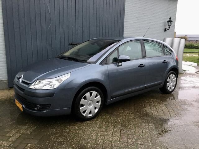 Grijs Gebruikt 2005 Citroën C4 Prestige Hatchback | € 2.750 (Iets duurder) - Afbeelding 1/1