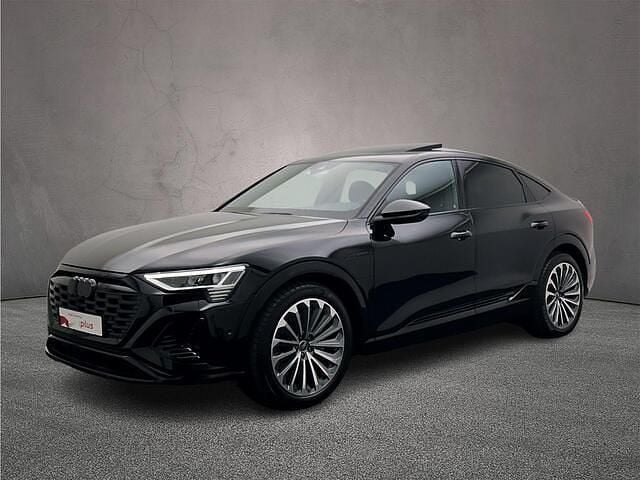 Zwart Gebruikt 2024 Audi Q8 Sportback e-tron Competition SUV | € 69.900 - Afbeelding 1/4