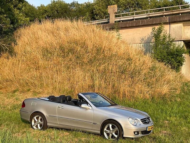 Zilver Gebruikt 2006 Mercedes CLK200 Avantgarde Cabriolet | € 6.000 (Super prijs) - Afbeelding 1/4