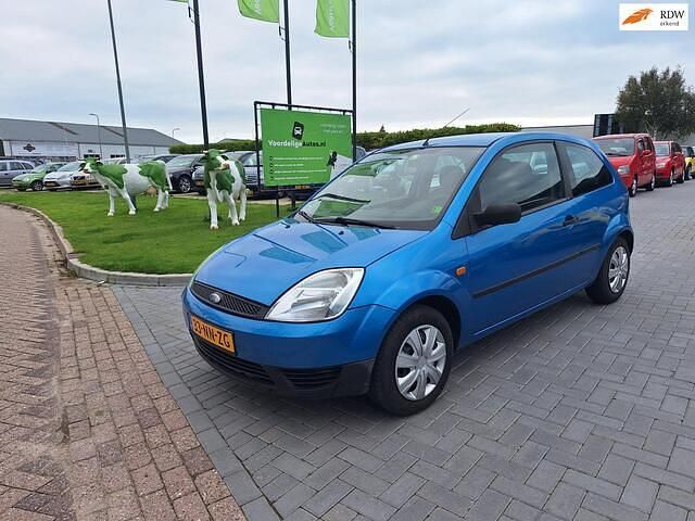 Blauw Gebruikt 2003 Ford Fiesta Hatchback | € 1.499 (Eerlijke prijs) - Afbeelding 1/4