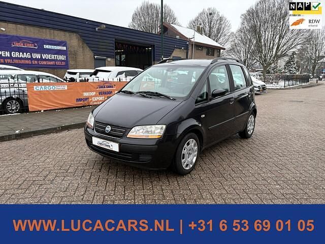 Zwart Occasion 2006 Fiat Idea Dynamic MPV | € 1.295 (Goede deal) - Afbeelding 1/4