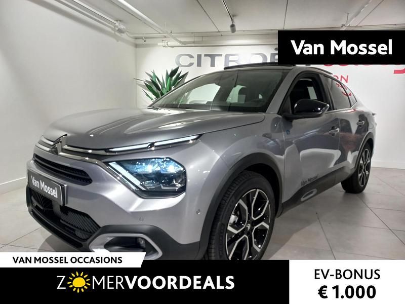 Grijs Gebruikt 2024 Citroën e-C4 Sedan | € 26.940 (Duur) - Afbeelding 1/4