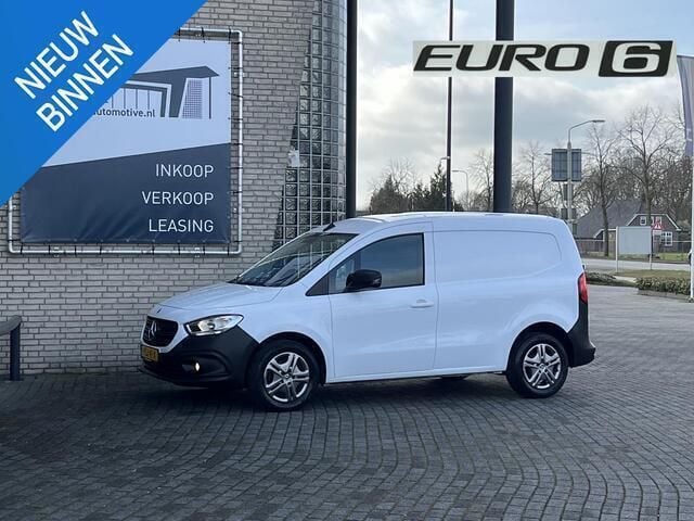 Wit Gebruikt 2022 Mercedes Citan 108 Van | € 12.850 (Eerlijke prijs) - Afbeelding 1/4