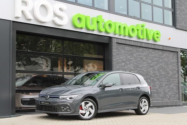 Grijs Gebruikt 2022 VW Golf VIII GTE Hatchback | € 24.950 (Super prijs) - Afbeelding 1/4