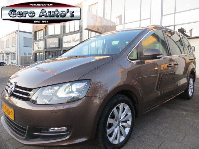 Bruin Gebruikt 2011 VW Sharan Highline MPV | € 13.900 (Eerlijke prijs) - Afbeelding 1/4
