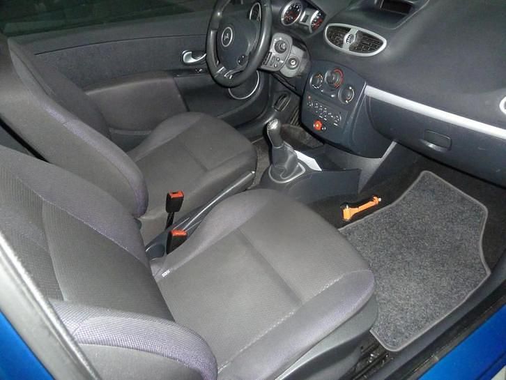 Occasion Renault Clio II Collection 75 PK (55 kW) 2009