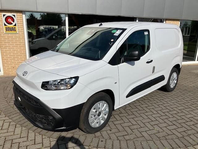 Wit Nieuw 2025 Toyota Proace Comfort Van | € 25.400 (Super prijs) - Afbeelding 1/4