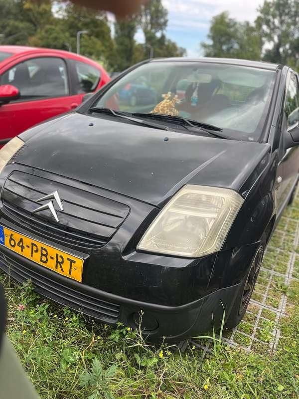 Zwart Gebruikt 2004 Citroën C2 Prestige Hatchback | € 2.000 (Duur) - Afbeelding 1/4