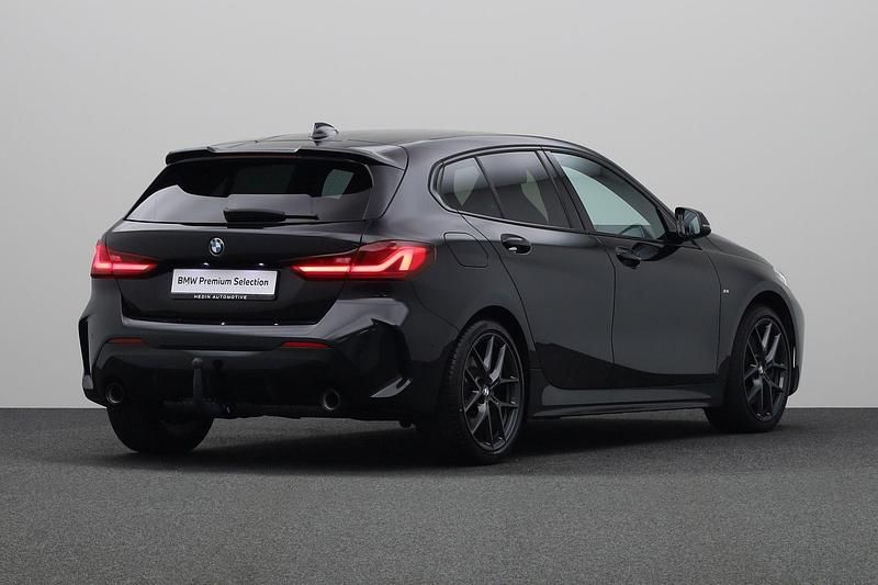 Occasion BMW 120 Shadowline 179 PK (131 kW) 2022 Zwart Hatchback