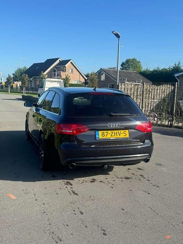 Zwart Occasion 2012 Audi A4 Stationwagen | € 8.000 (Eerlijke prijs) - Afbeelding 1/4