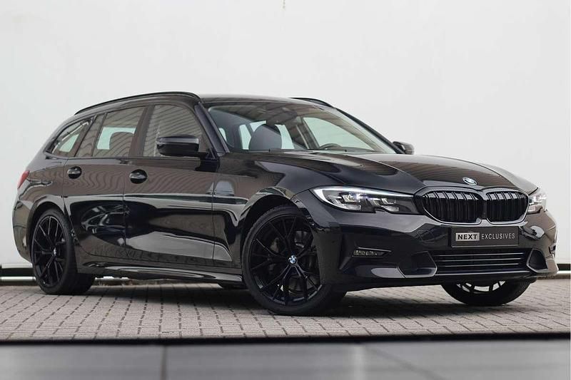 Occasion BMW 330e Sport Line 292 PK (214 kW) 2021 Zwart Stationwagen