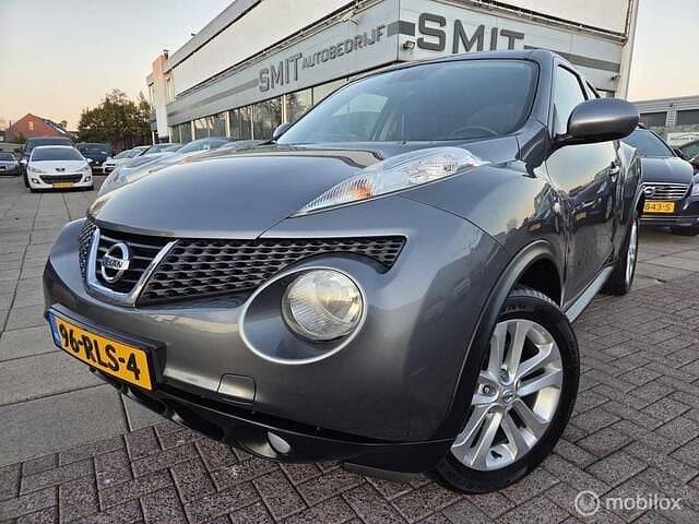Grijs (metallic) Gebruikt 2011 Nissan Juke Tekna SUV | € 7.950 (Goede deal) - Afbeelding 1/4