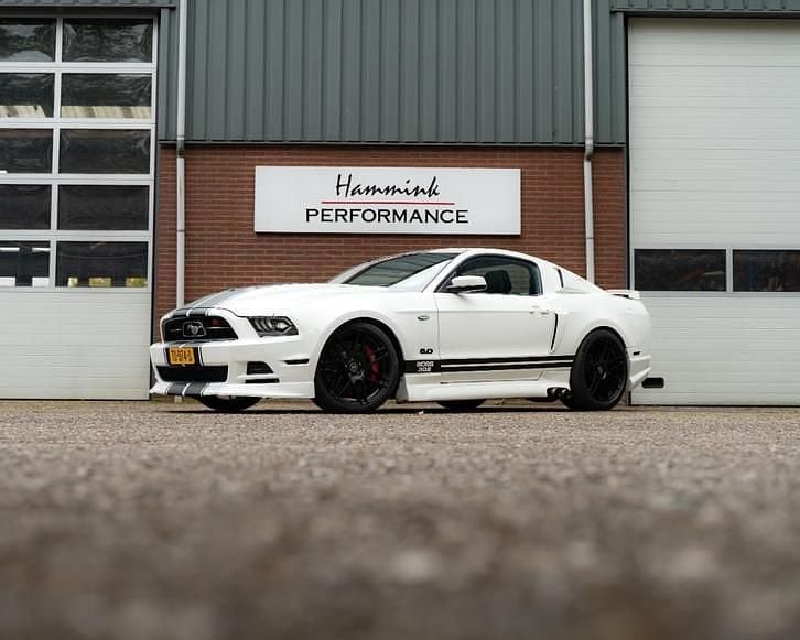 Wit Gebruikt 2012 Ford Mustang GT Coupé | € 29.999 - Afbeelding 1/4