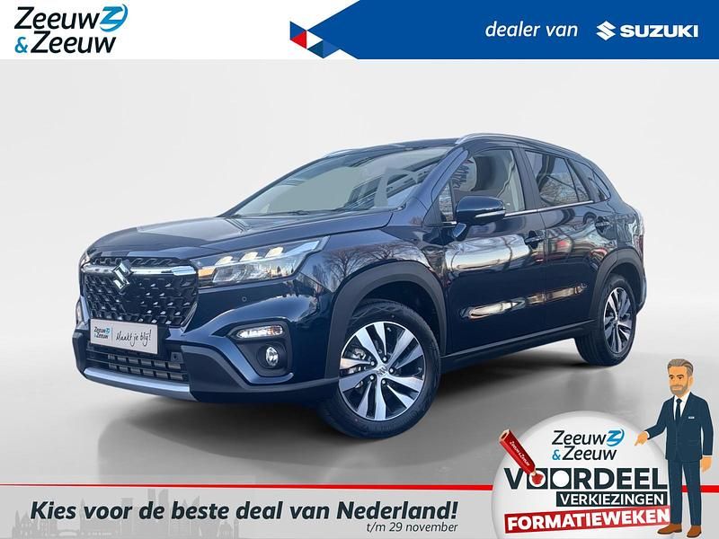 Wit is gratis, andere kleuren tegen meerprijs Nieuw 2025 Suzuki SX4 S-Cross Style SUV | € 36.499 (Eerlijke prijs) - Afbeelding 1/4