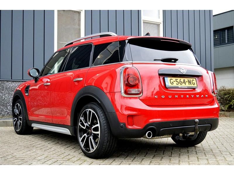 Occasion Mini One Countryman Salt 102 PK (75 kW) 2019 Rood SUV